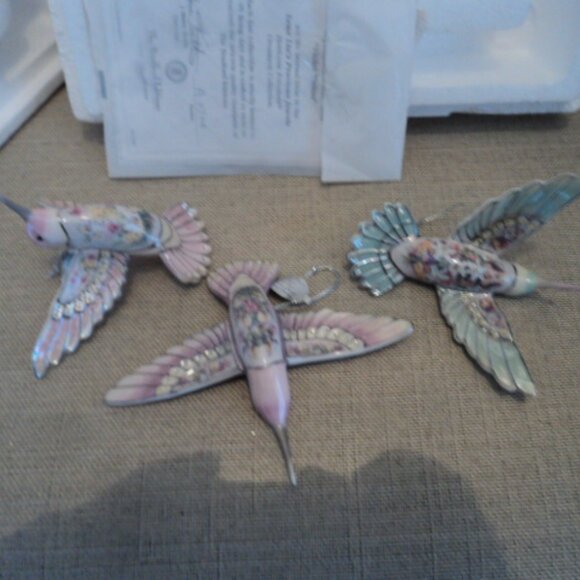 porcelain hummingbird ornaments~ Lot of 3 - Picture 5 of 7